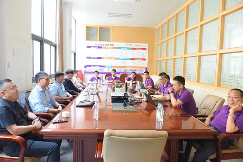 西安交通大学邢子文教授一行人莅临捷豹空压机交流探讨